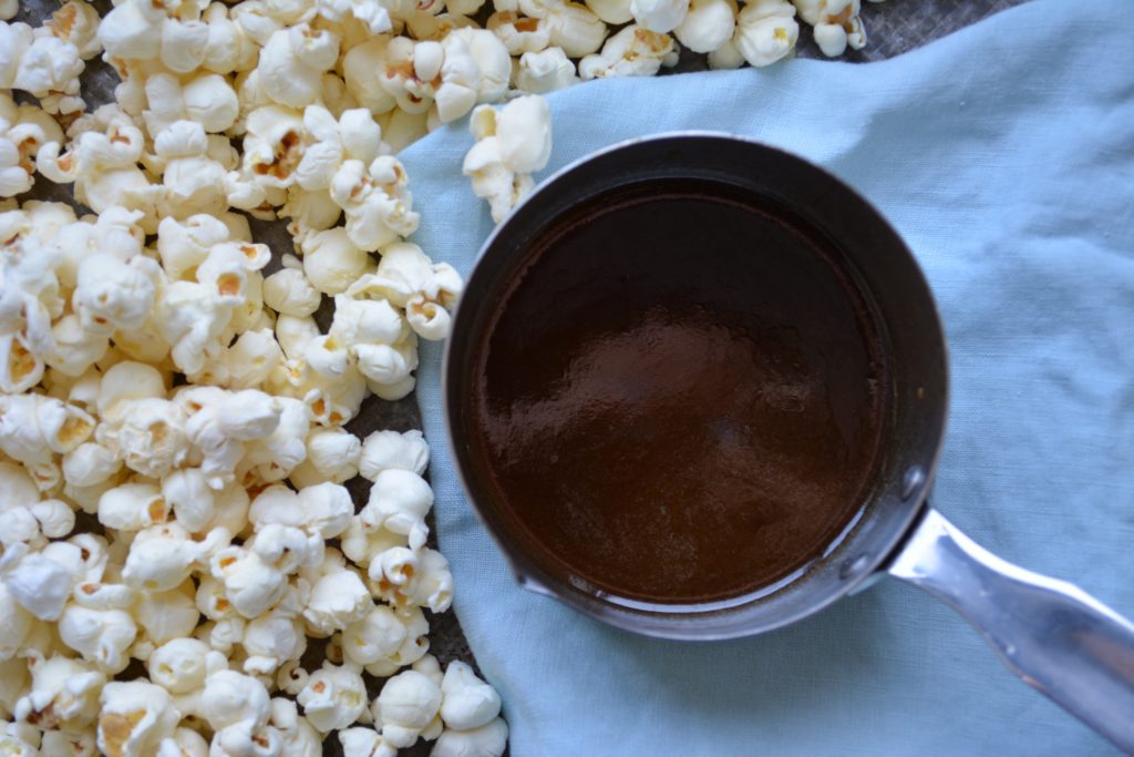 Vegan Caramel Corn